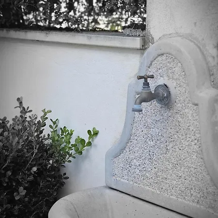 A Pochi Passi Dal Mare Melito Ps Apartment *