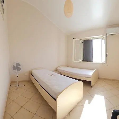 A Pochi Passi Dal Mare Melito Ps Apartment Melito Di Porto Salvo