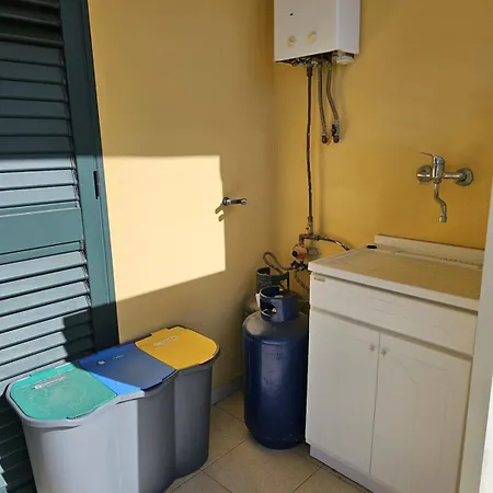 A Pochi Passi Dal Mare Melito Ps Melito Di Porto Salvo